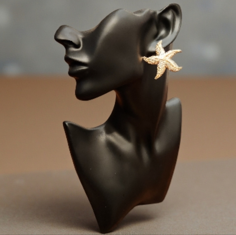 Starfish Gold Earrings